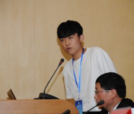 韓国学生代表挨拶