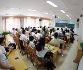 講義風景(自己紹介)