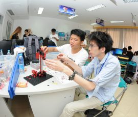 講義風景(ロボット実習)