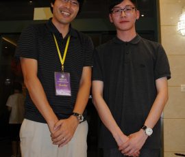 優秀な学生アルバイトとの写真