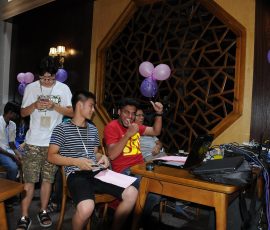 ノリの良いスタッフ学生