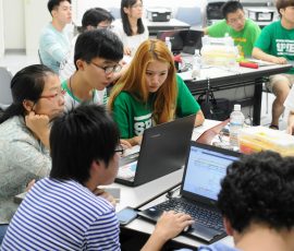 講義風景(ロボット)