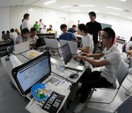 講義風景(ロボット)