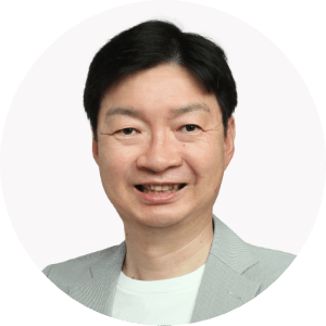 執行 正義 顔写真